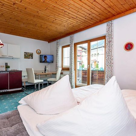 Appartements Dreimaederlhaus Maria Alm am Steinernen Meer Exterior foto