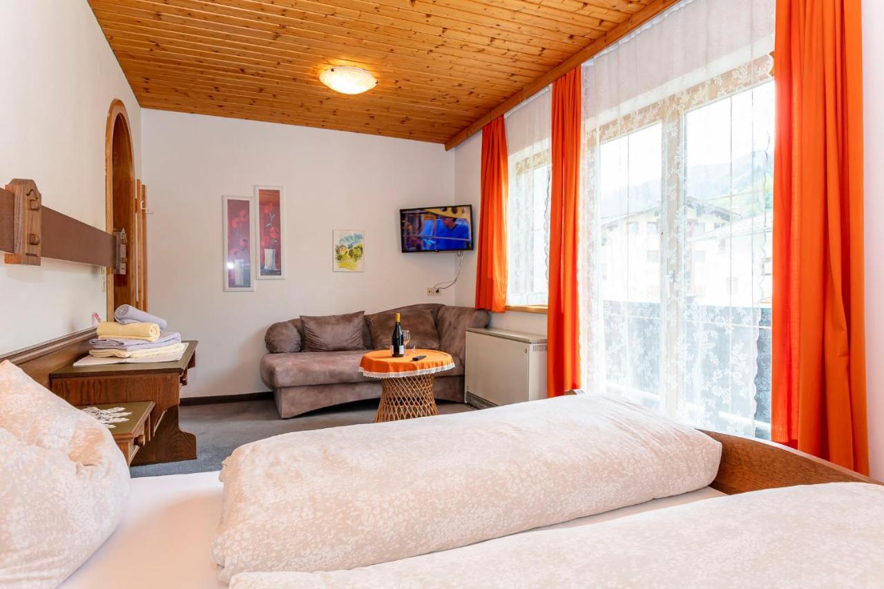 Appartements Dreimaederlhaus Maria Alm am Steinernen Meer Exterior foto